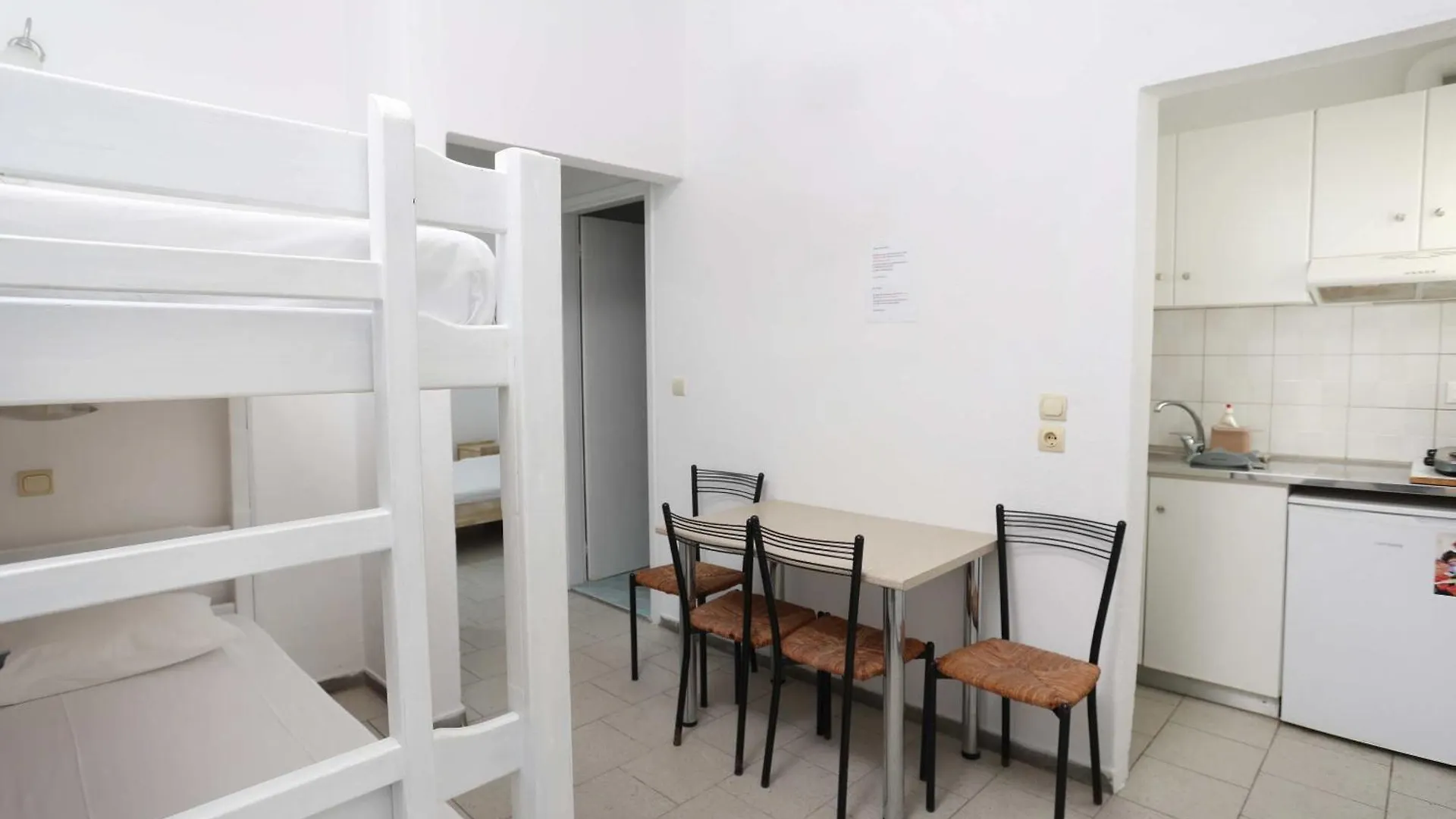 Ξενοδοχείο με διαμερίσματα Spanos Apartments Anna'S Lodge Πολύχρονο