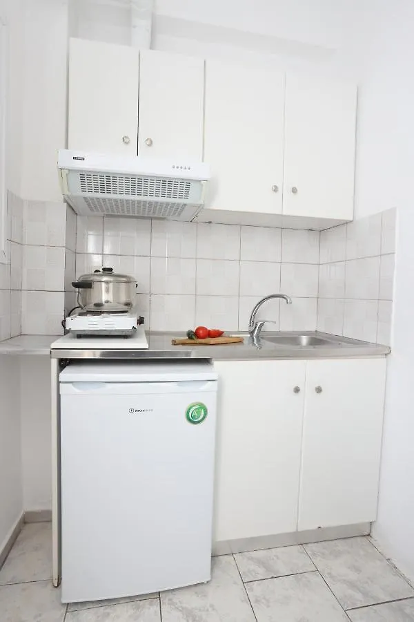 פוליכרונו Spanos Apartments Anna'S Lodge 0*,